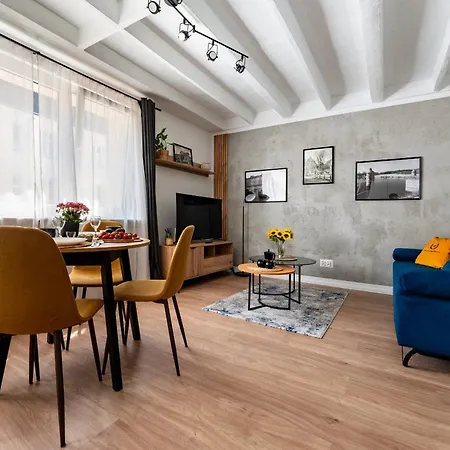 Appartamento Apartamentygdansk Eu - Szuwary Near Old Town Danzica
